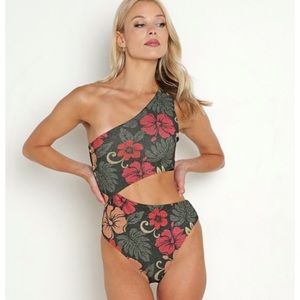 Beach Riot Celine Cut-Out One Piece Swimsuit in Honolulu Hibiscus
